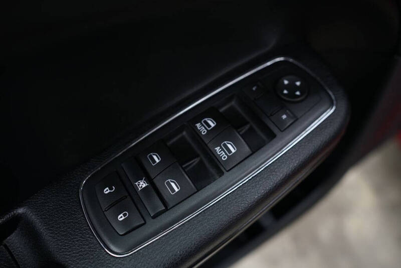 2016 Chrysler 300