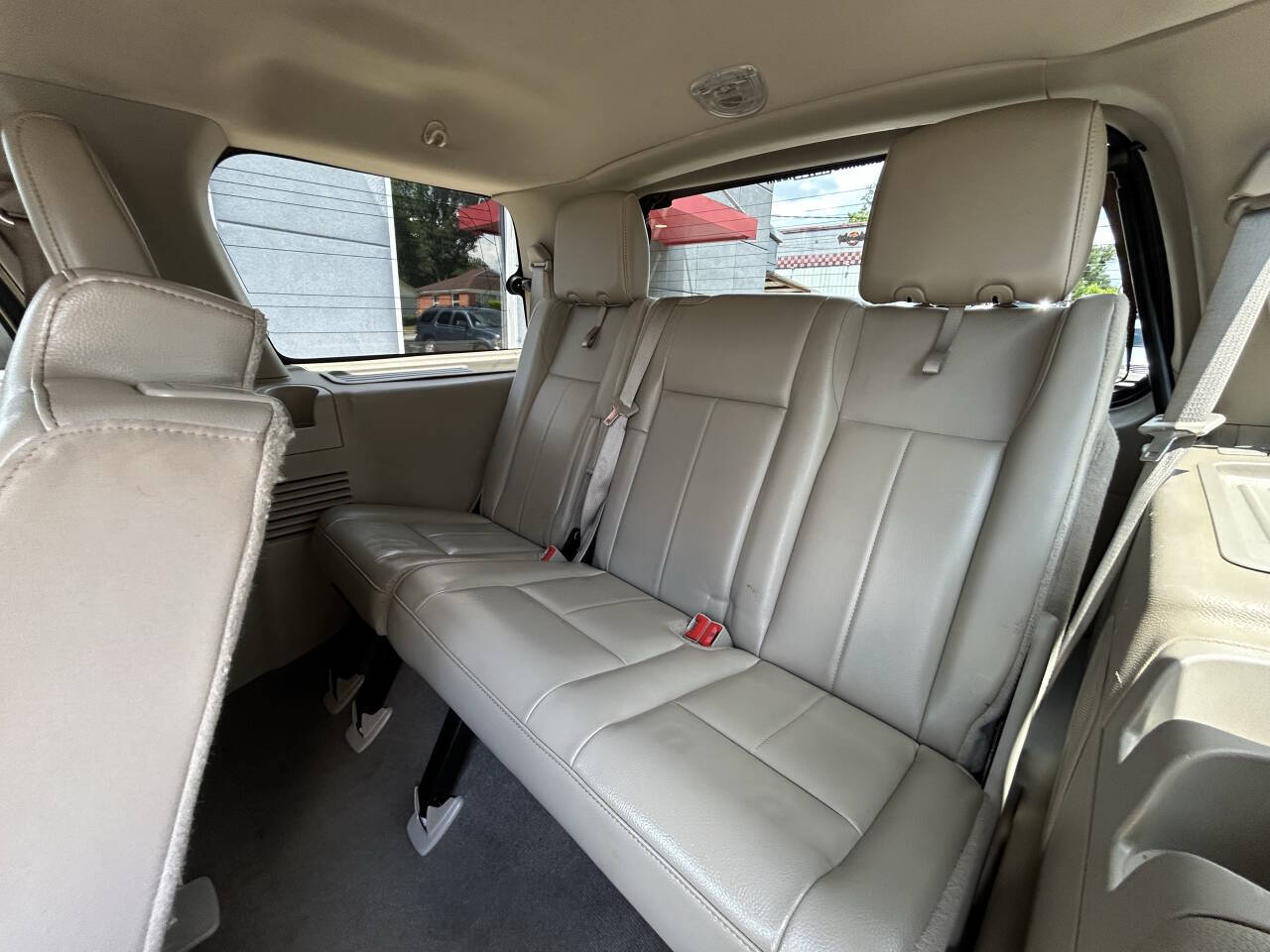 White 2012 Ford Expedition Limited 4x4 Limited 4dr SUV 8