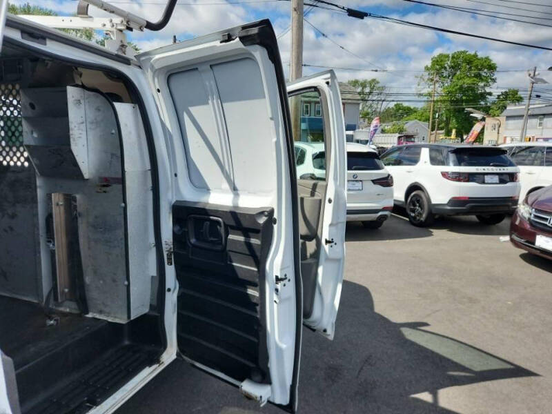 2019 Chevrolet Express 2500