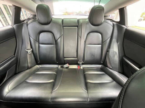 2019 Tesla Model 3 Standard Range Plus