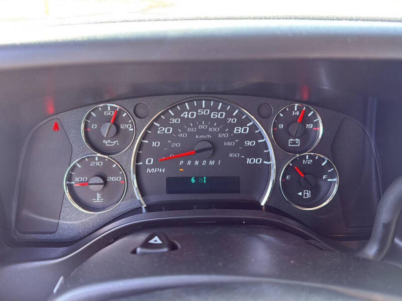 2025 Chevrolet Express 2500