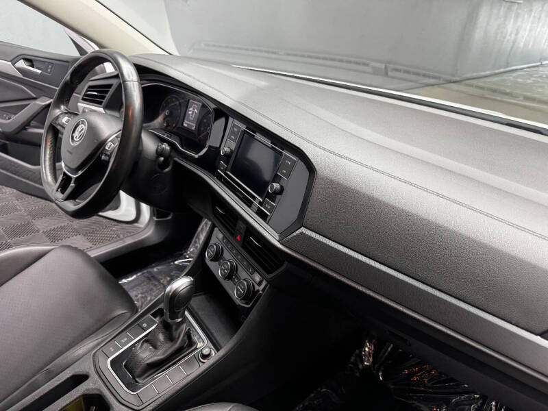 2019 Volkswagen Jetta SE