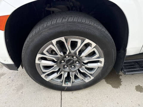 2023 GMC Yukon XL Denali Ultimate