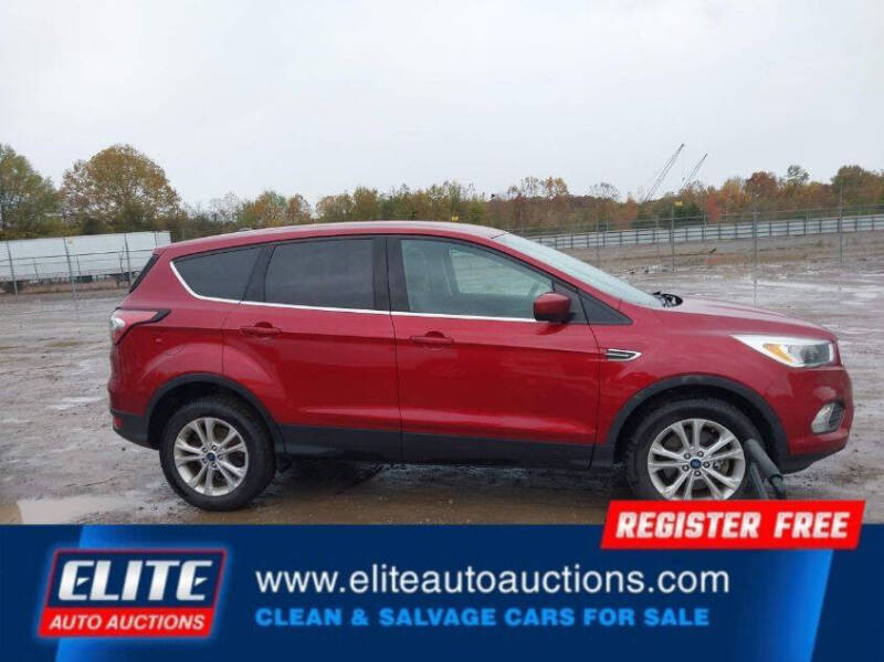 2017 Ford Escape SE