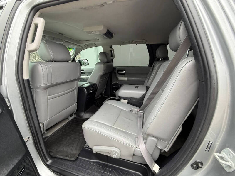 2008 Toyota Sequoia Platinum