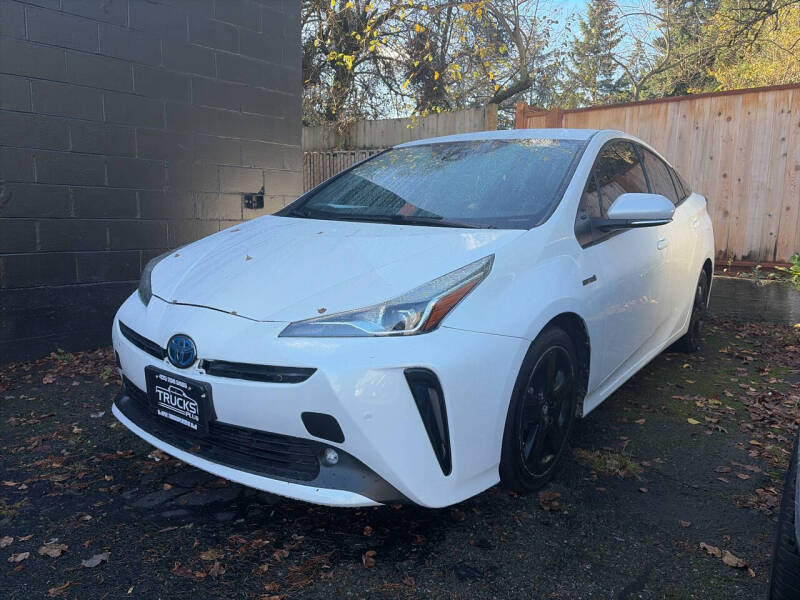 2021 Toyota Prius 20th Anniversary Edition's photo