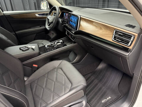 2024 Volkswagen Atlas SE 4Motion