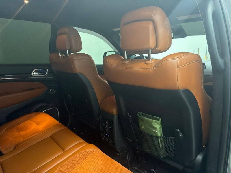 2020 Jeep Grand Cherokee SRT