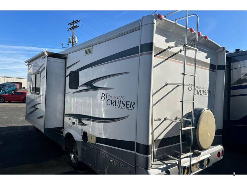 2005 Ford E-Series E-350 SD