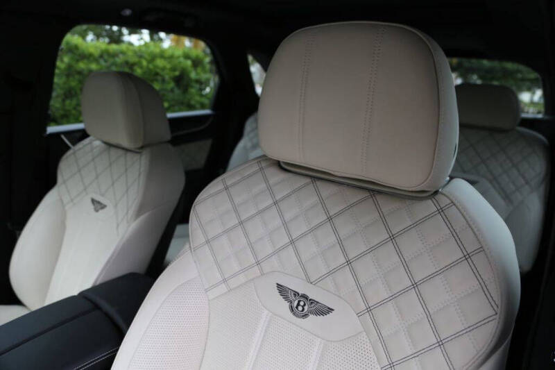 2021 Bentley Bentayga V8