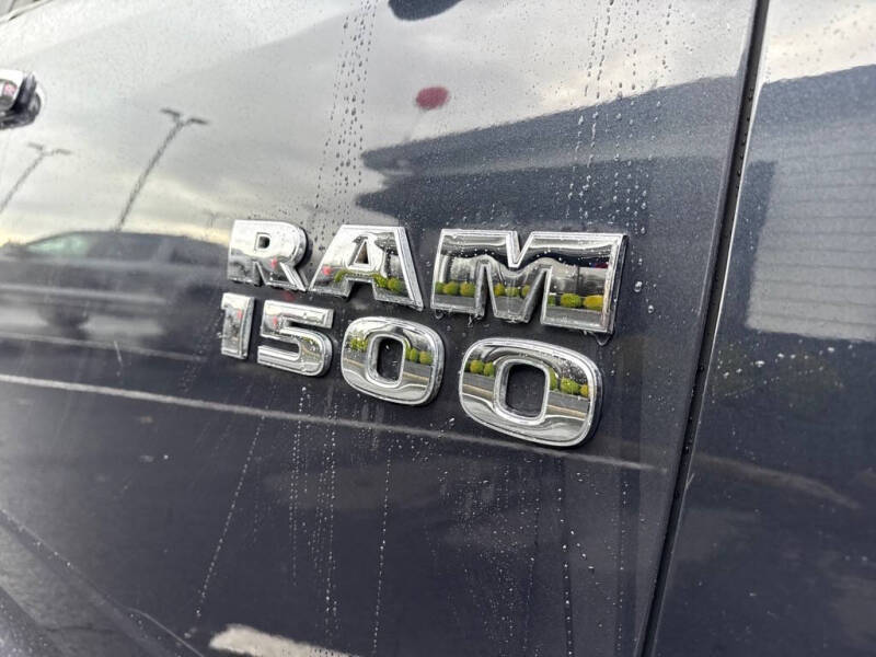 2018 RAM 1500 SLT