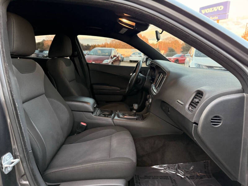 2018 Dodge Charger SXT