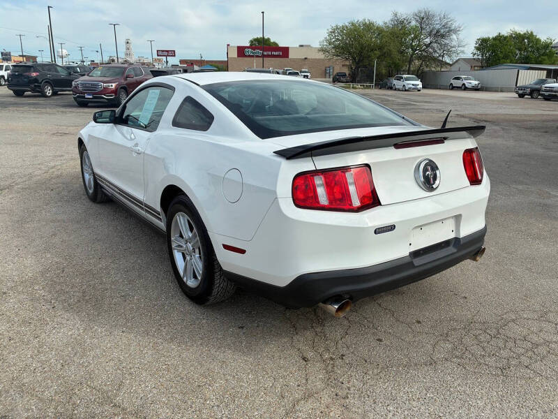 2012 Ford Mustang V6