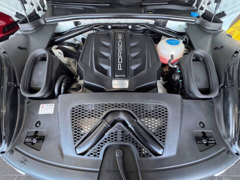 2016 Porsche Macan S