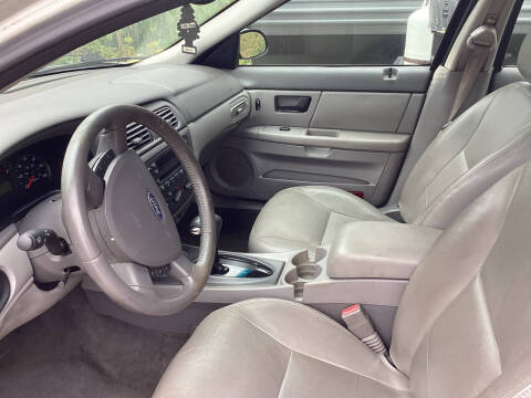 2004 Ford Taurus SES