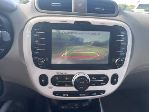 2015 Kia Soul EV +