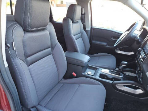 2022 Nissan Frontier SV