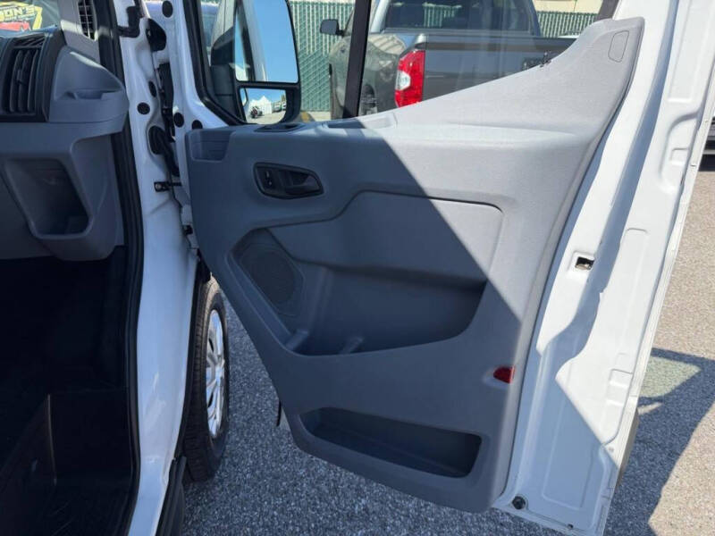 2016 Ford Transit