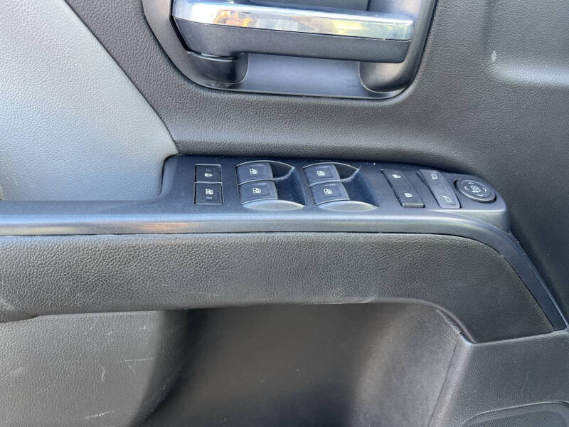 2022 Chevrolet Silverado 5500HD