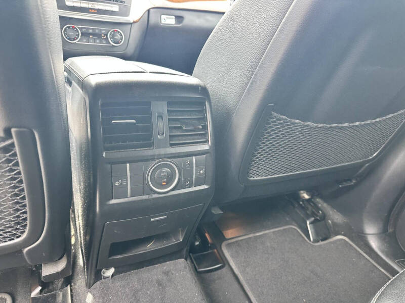 2012 Mercedes-Benz M-Class ML 550