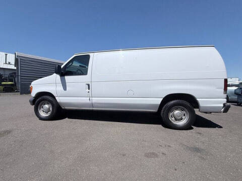 2004 Ford E-Series E-150