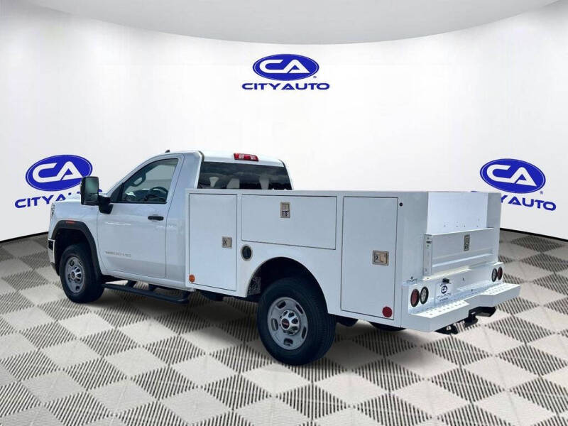 2022 GMC Sierra 2500HD Pro