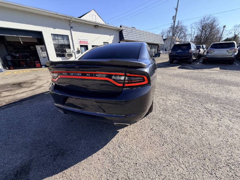 2019 Dodge Charger SXT