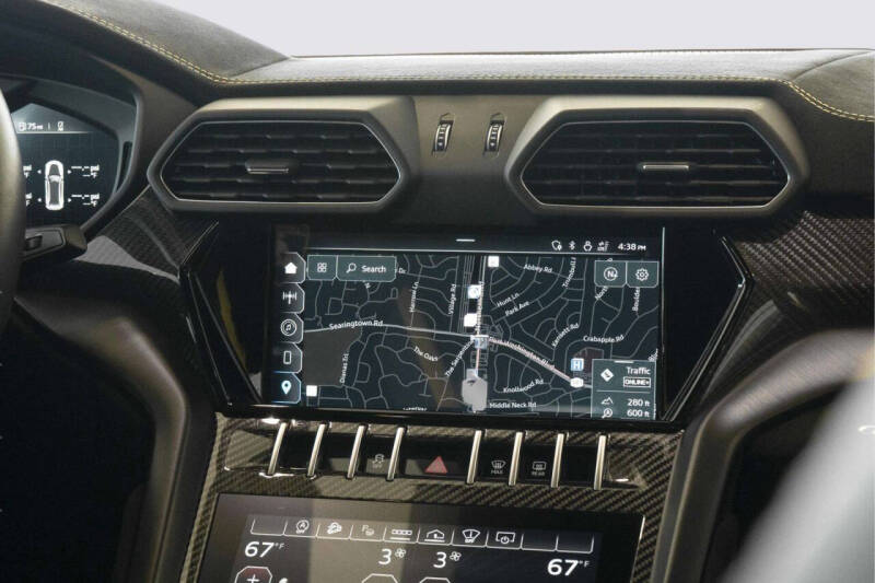 2024 Lamborghini Urus Performante