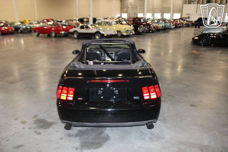 2003 Ford Mustang SVT Cobra