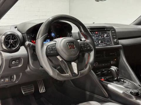 2017 Nissan GT-R Premium