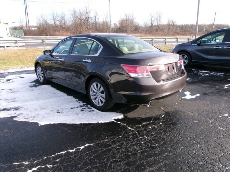 2011 Honda Accord for sale at Jose's Car Corner in Niagara Falls NY