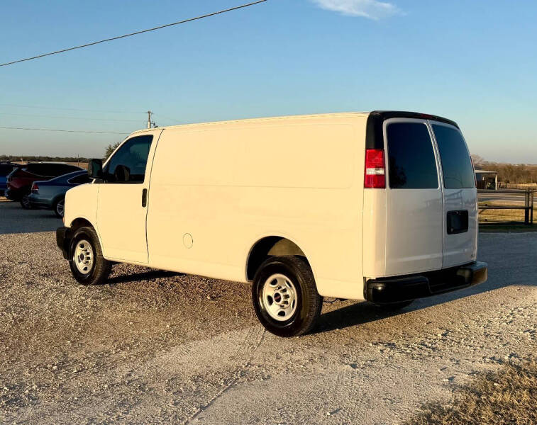 2018 GMC Savana 2500