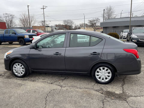 2015 Nissan Versa 1.6 S