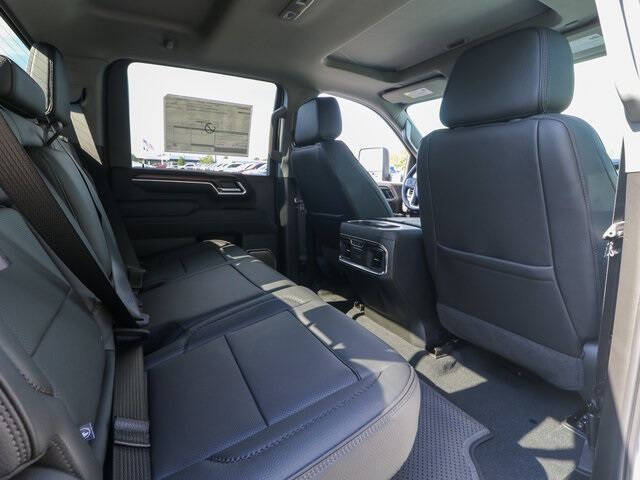 2025 GMC Sierra 2500HD