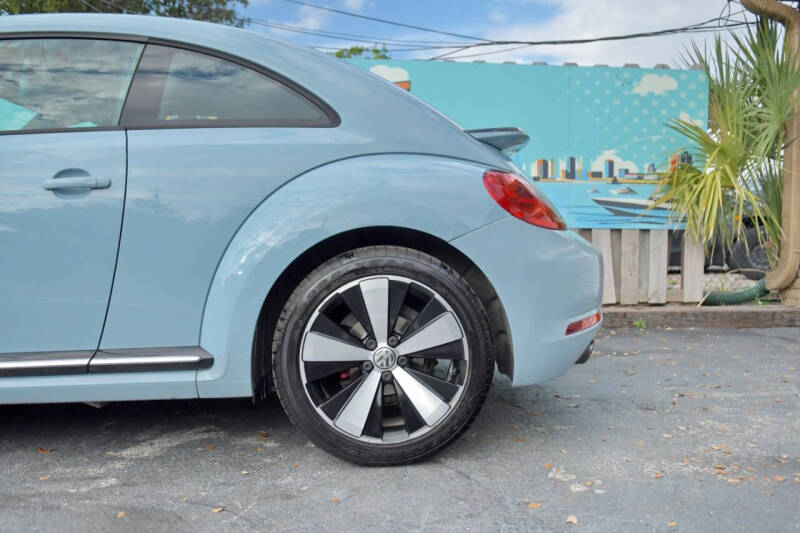 2014 Volkswagen Beetle R-Line PZEV