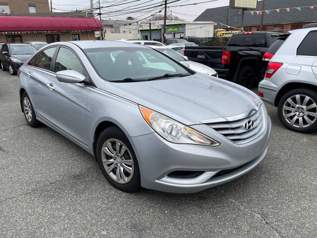 2012 Hyundai Sonata GLS's photo