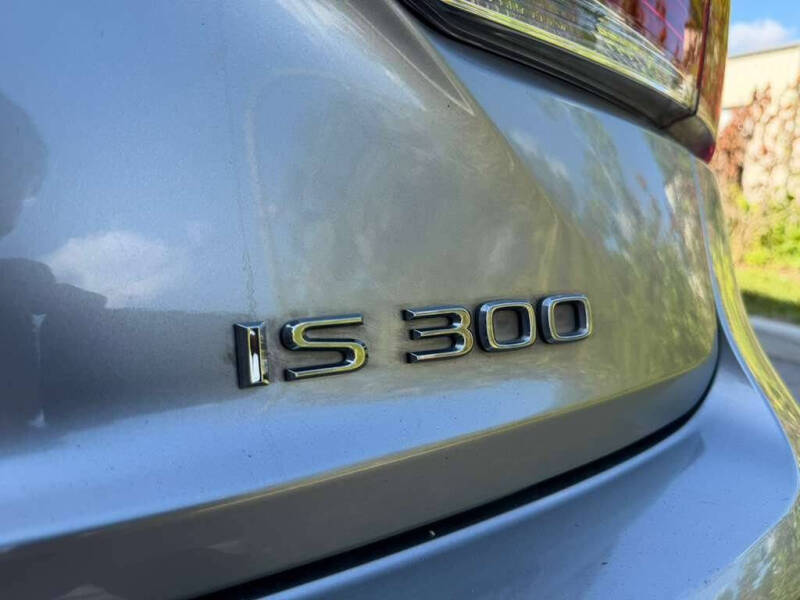 2018 Lexus IS 300