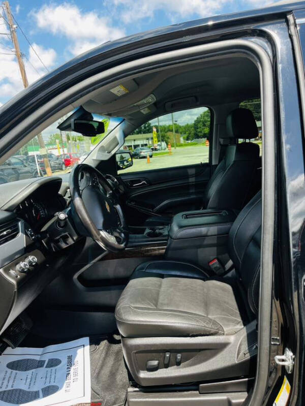 2019 Chevrolet Suburban LT