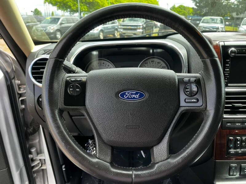 2010 Ford Explorer Limited