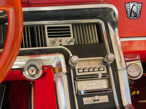 1965 Ford Thunderbird