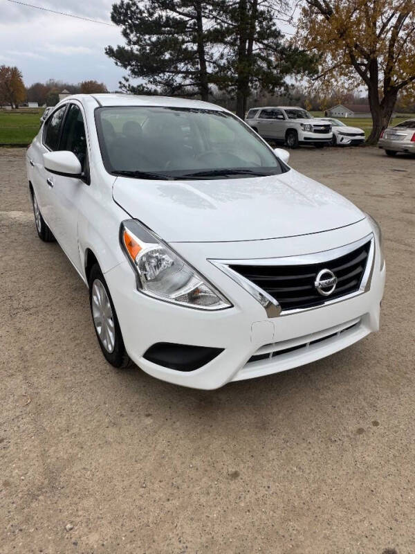 2018 Nissan Versa SV