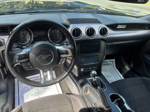 2017 Ford Mustang EcoBoost