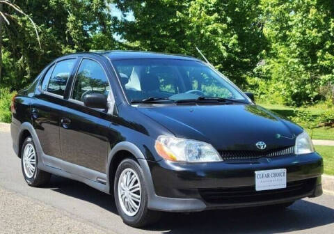 2001 Toyota ECHO for sale at CLEAR CHOICE AUTOMOTIVE in Milwaukie OR