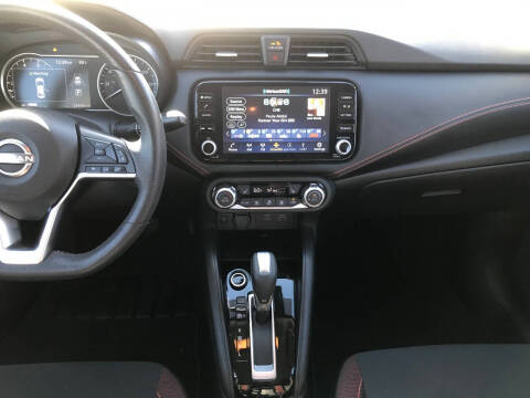 2023 Nissan Versa SR