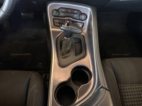 2017 Dodge Challenger SXT