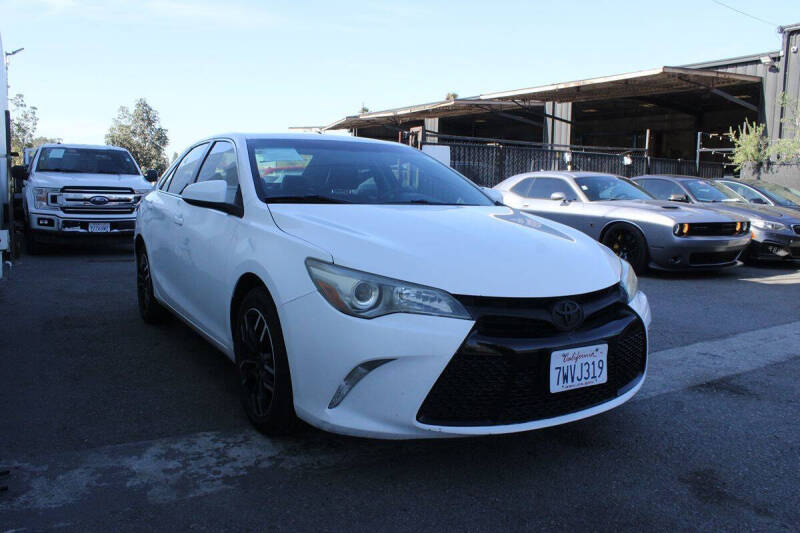 2017 Toyota Camry SE