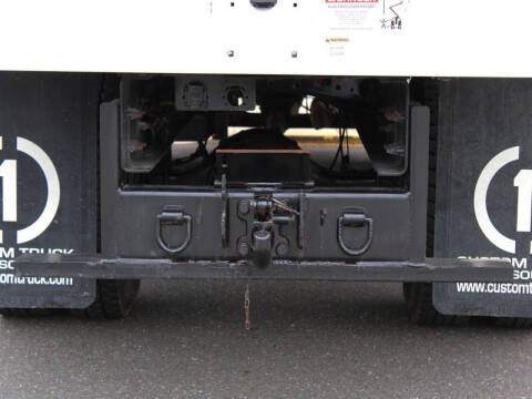 2023 Freightliner M2 106