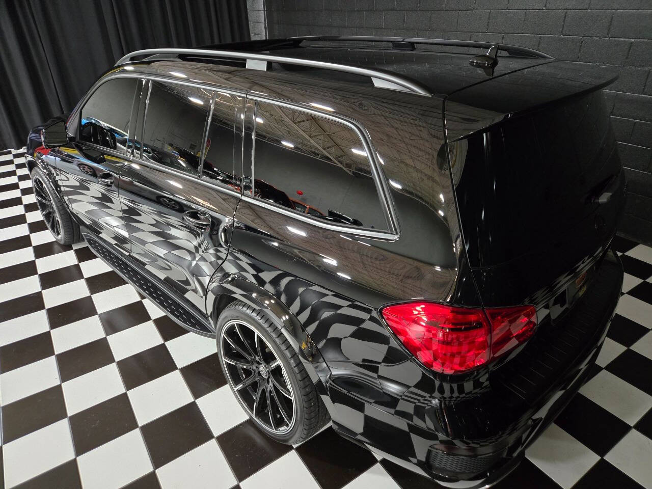 2015 Mercedes-Benz GL-Class 24