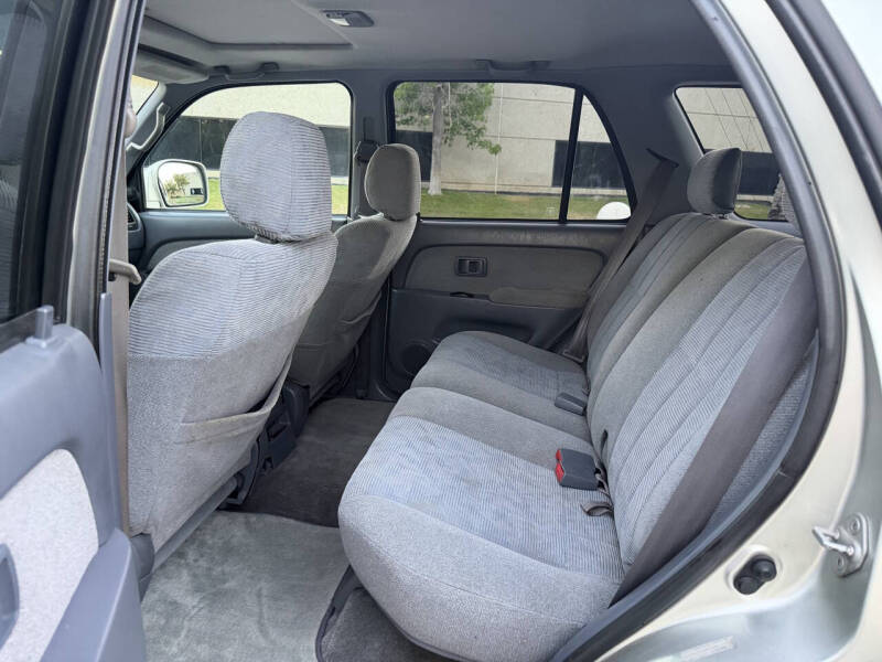 2000 Toyota 4Runner SR5