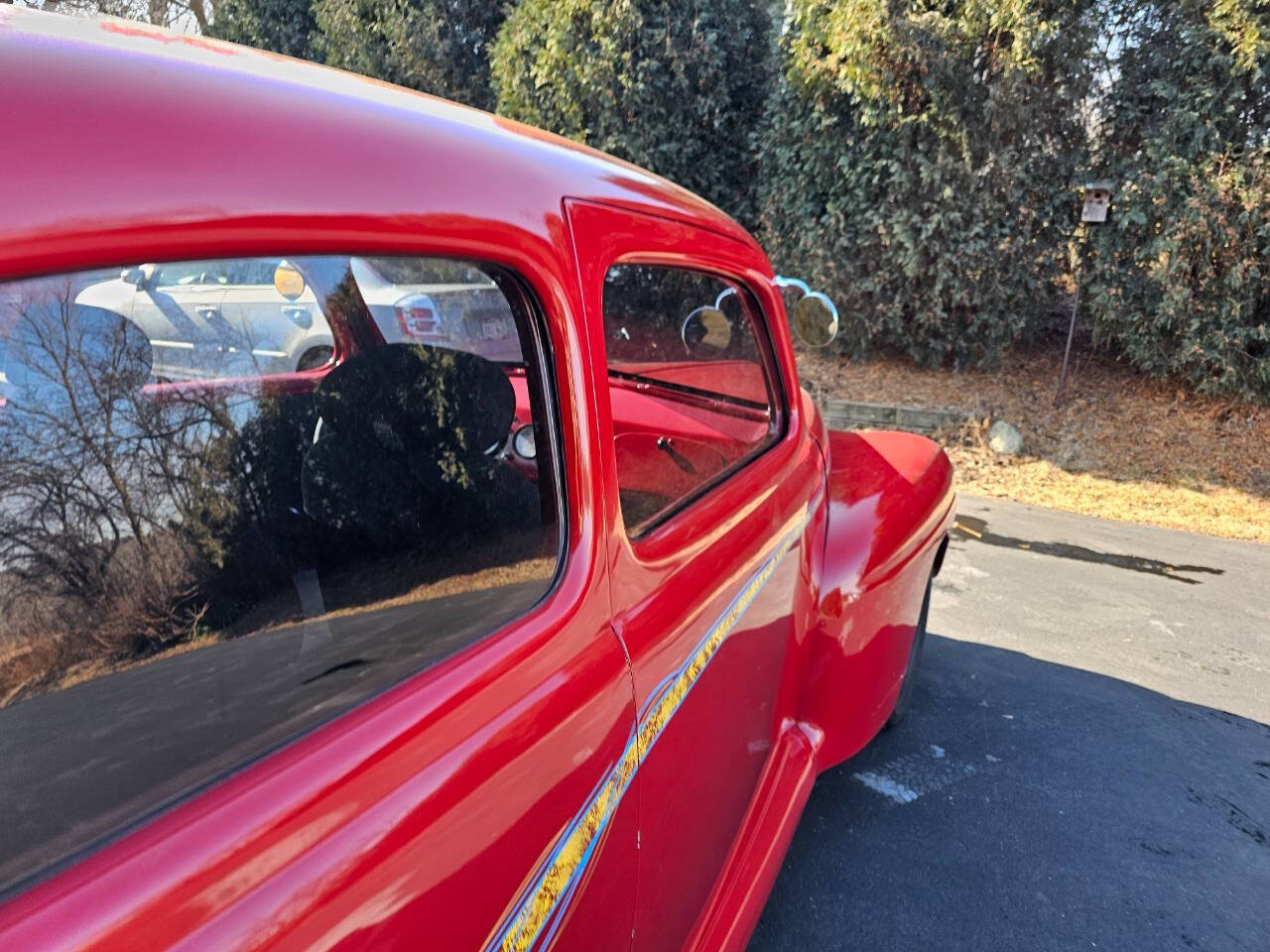 1946 Ford Deluxe Street Rod 44